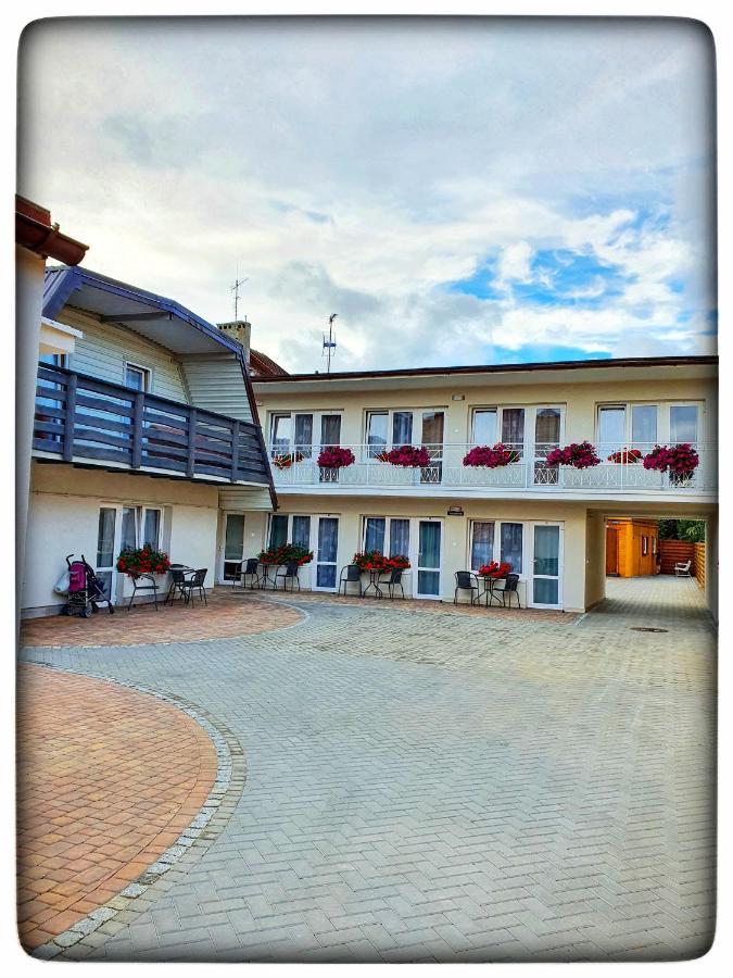 Apartamento Maja Łeba Exterior foto